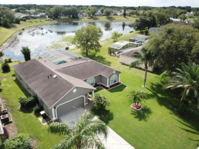 516 - Pondside Paradise